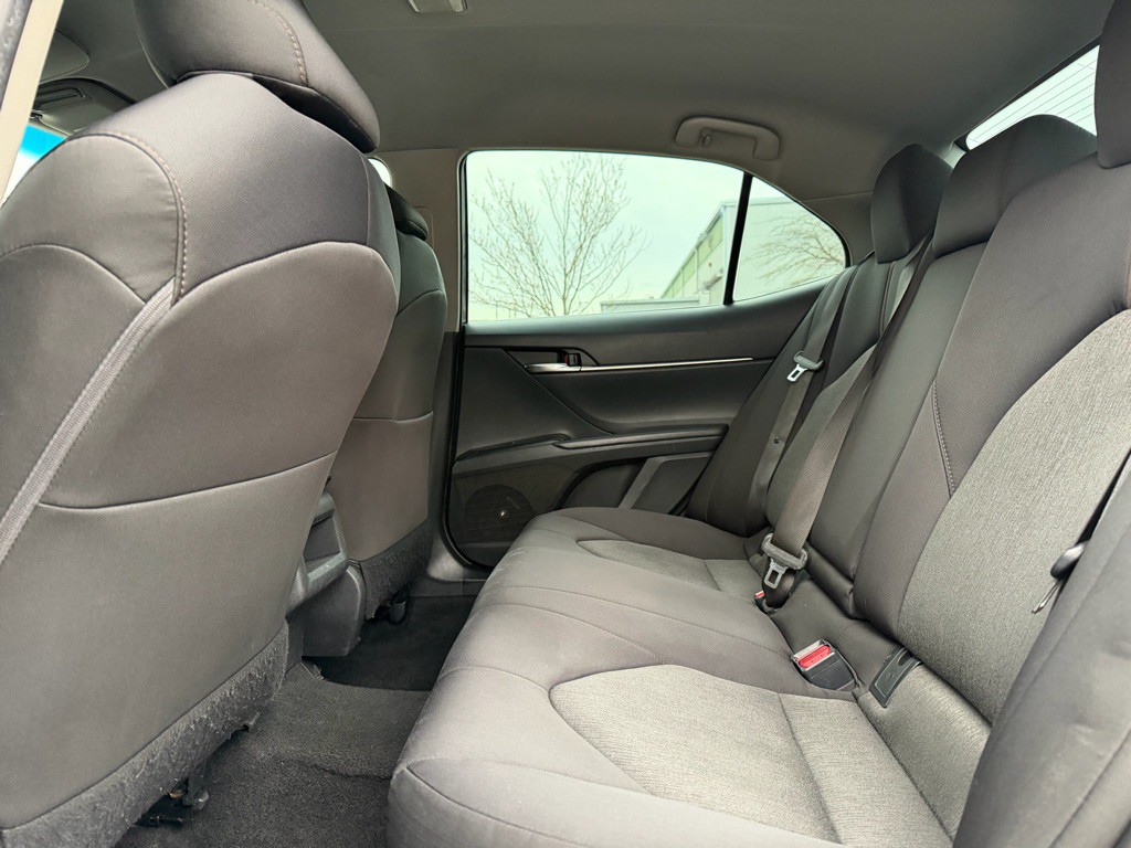 2019 Toyota Camry Image 8