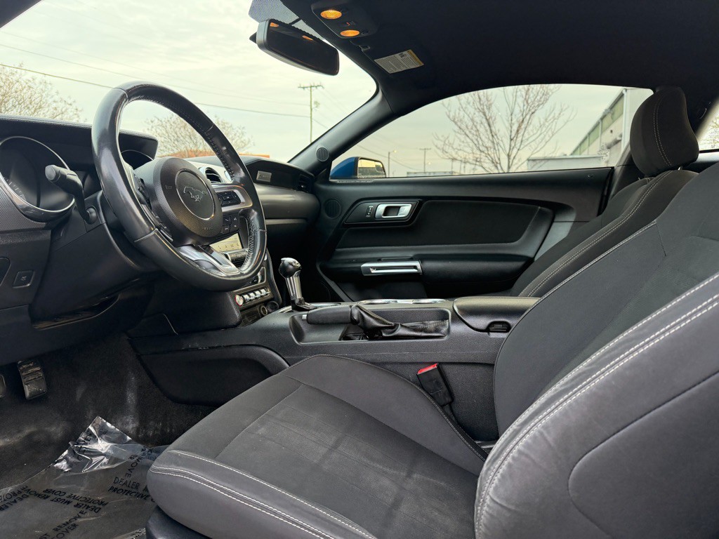 2018 Ford Mustang Image 9