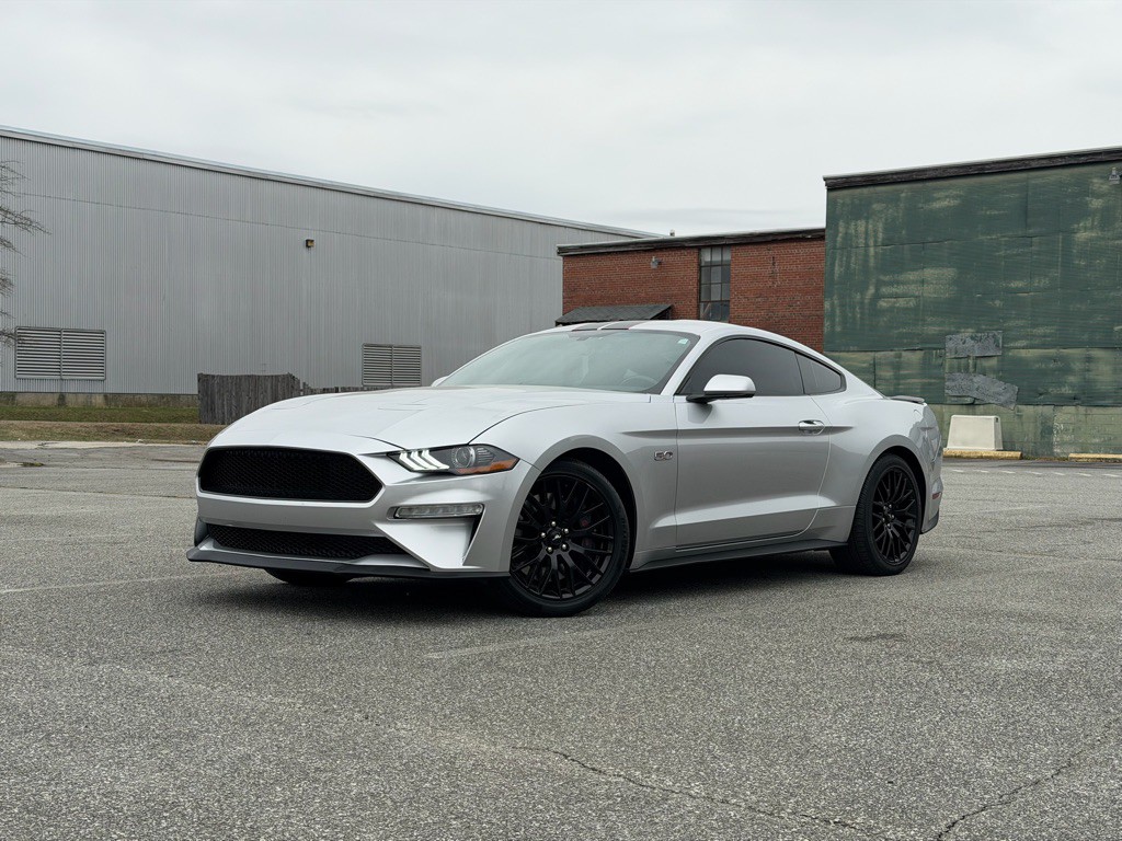 2018 Ford Mustang Image 1