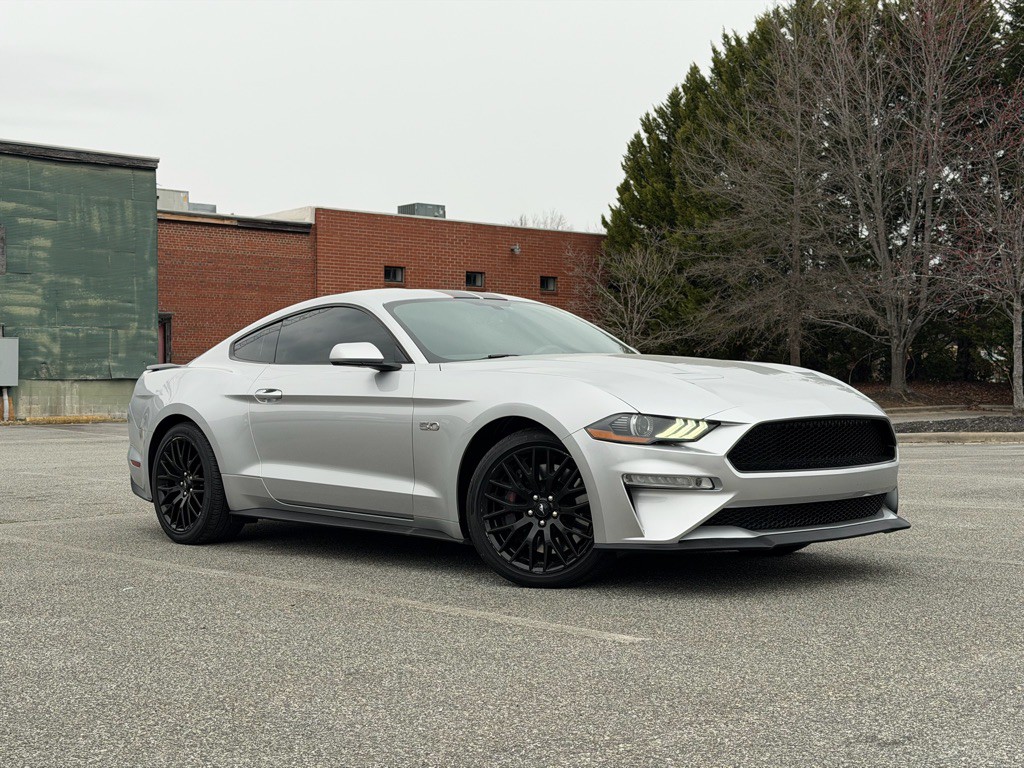 2018 Ford Mustang Image 3