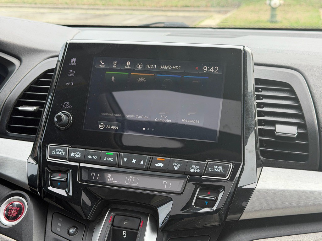 2018 Honda Odyssey Image 16