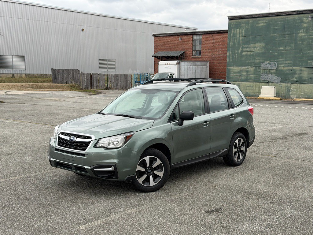 2017 Subaru Forester Image 2