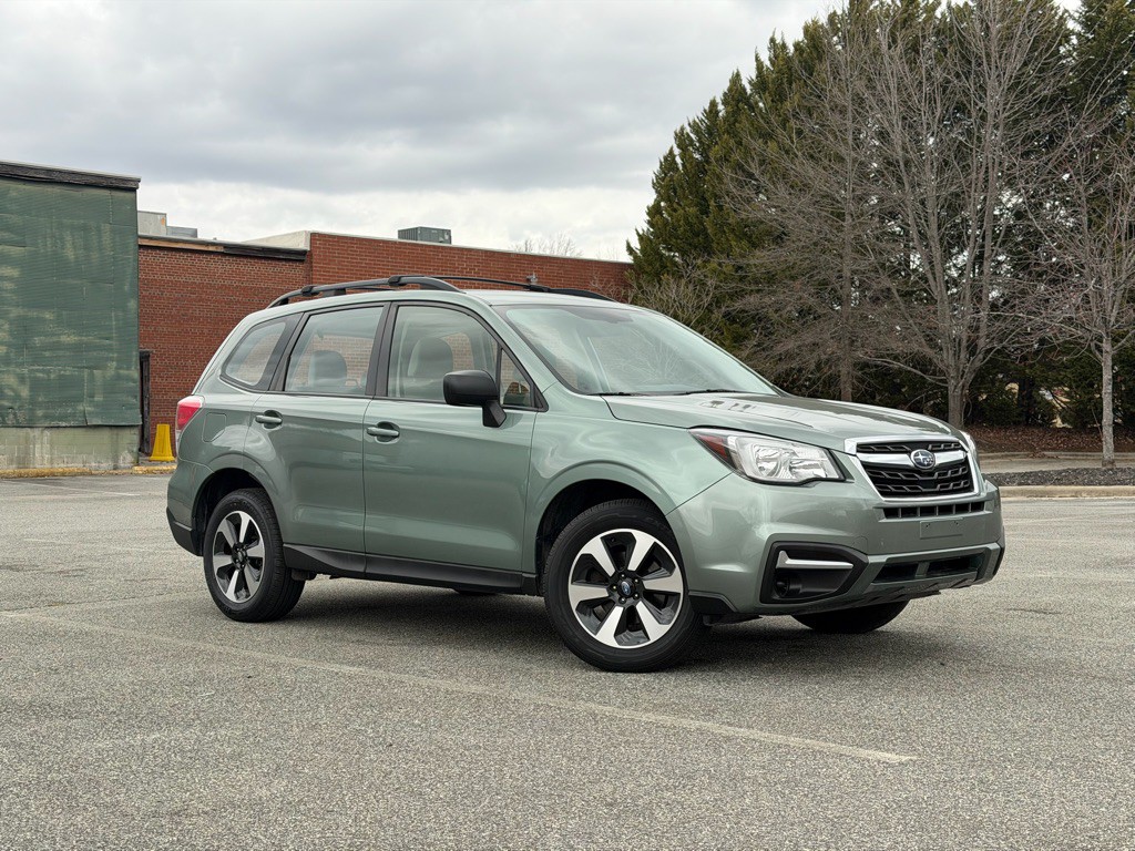 2017 Subaru Forester Image 3