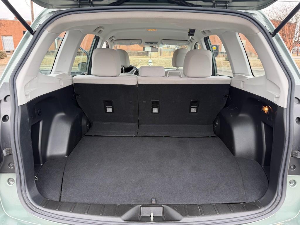 2017 Subaru Forester Image 7