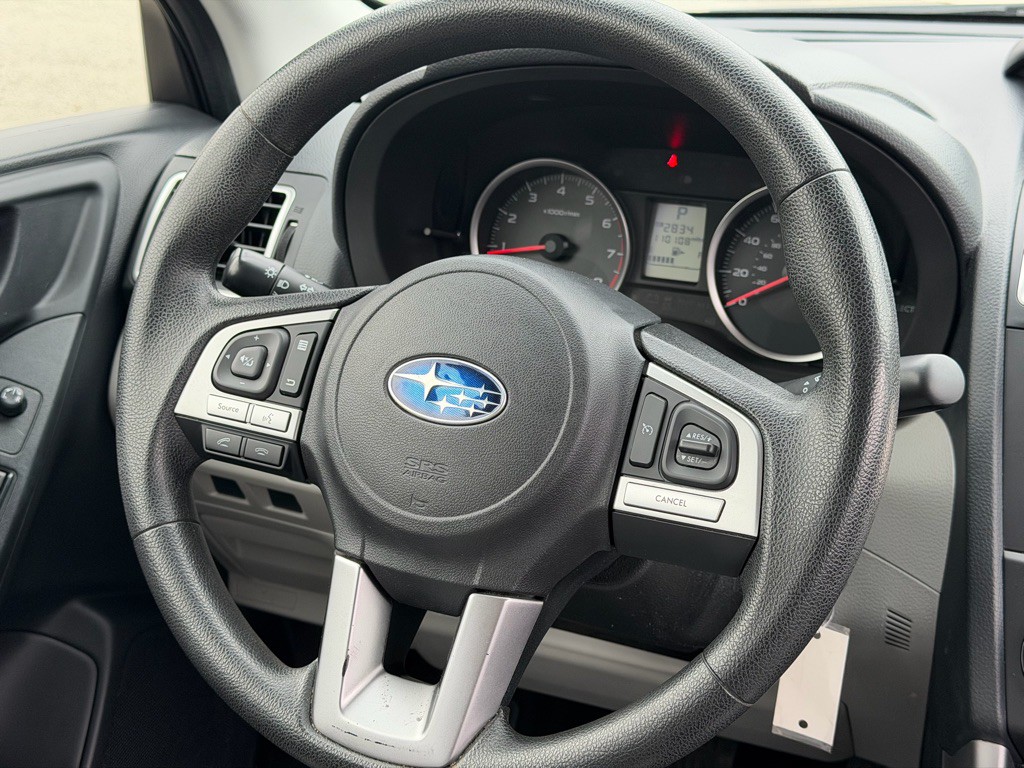 2017 Subaru Forester Image 11