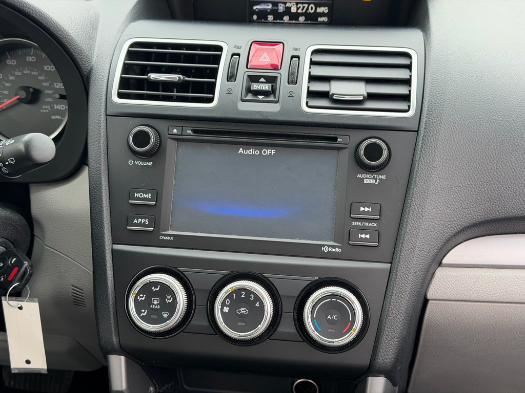 2017 Subaru Forester Image 13