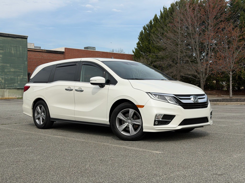 2018 Honda Odyssey Image 3
