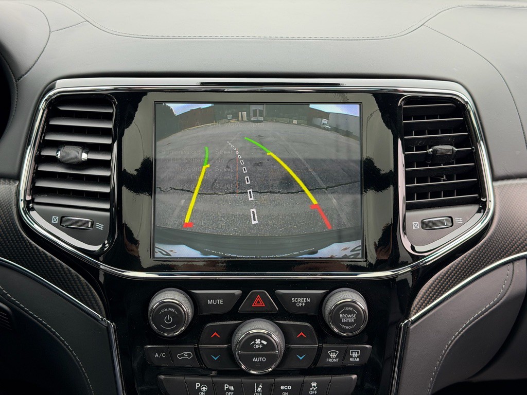 2019 Jeep Grand Cherokee Image 16