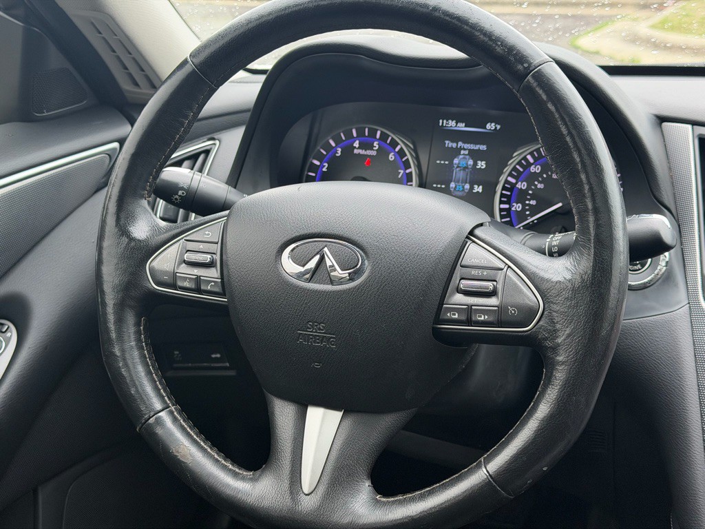 2015 INFINITI Q50 Image 11