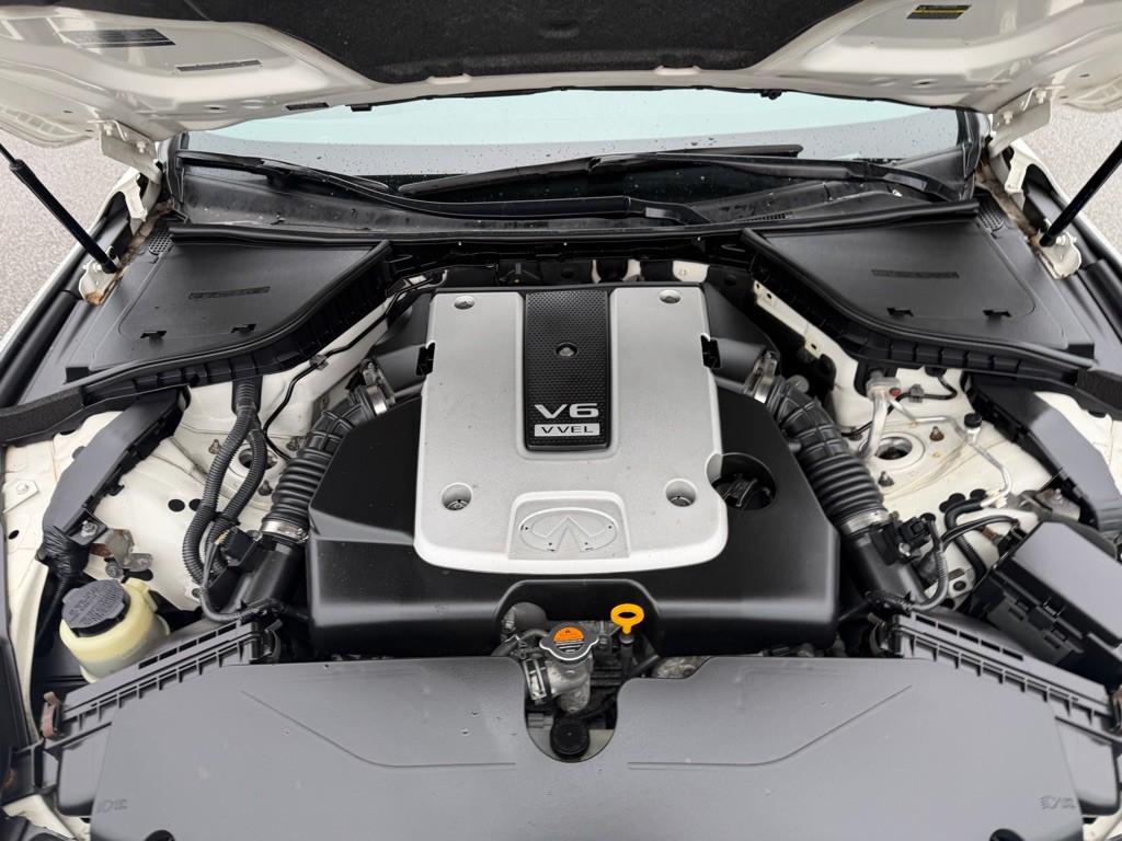 2015 INFINITI Q50 Image 19