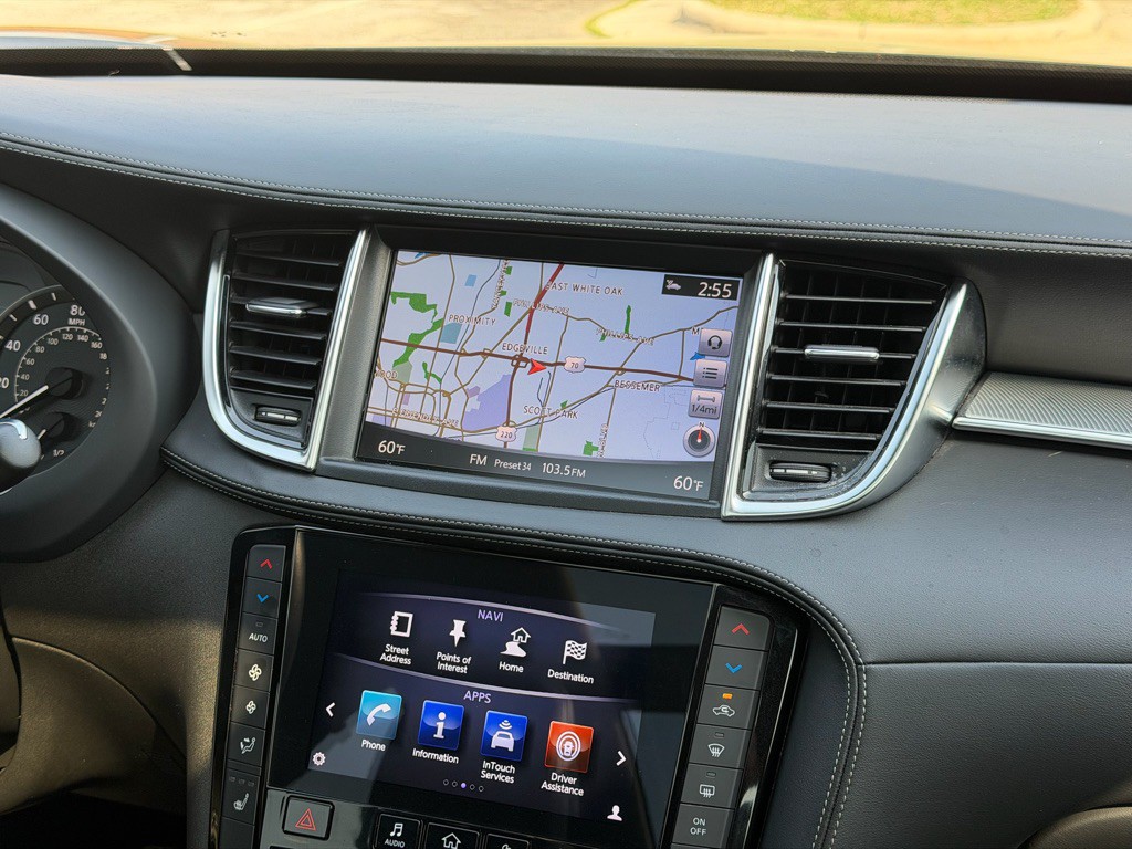 2019 INFINITI QX50 Image 16