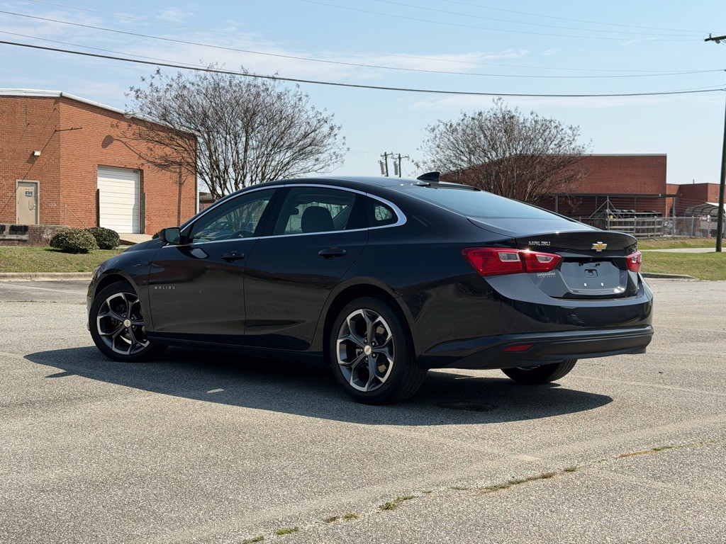 2023 Chevrolet Malibu Image 6