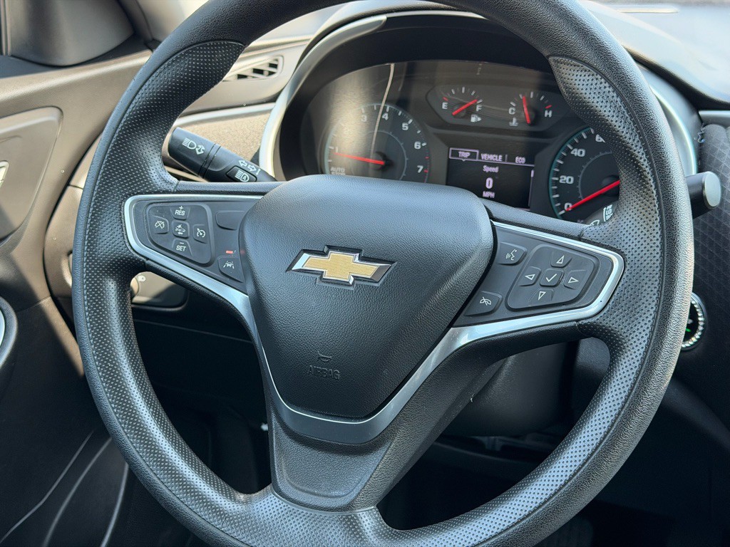 2023 Chevrolet Malibu Image 11