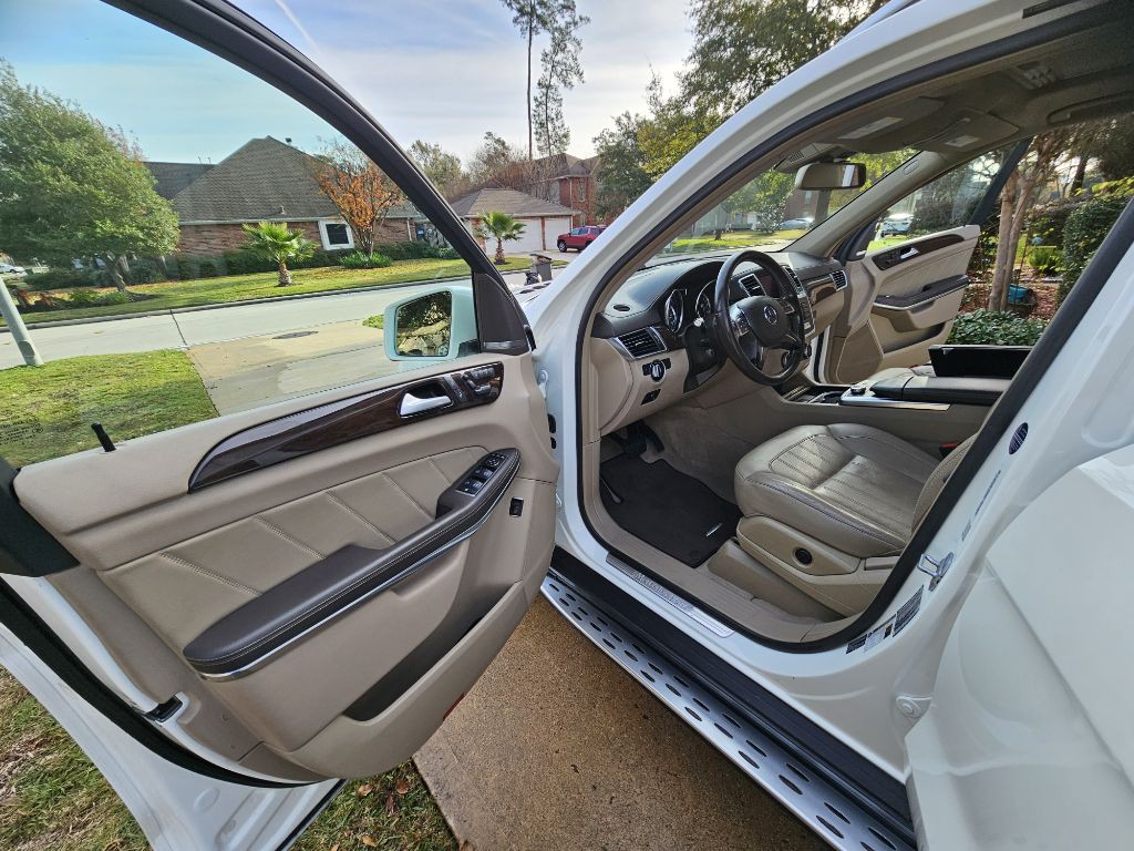 2014 Mercedes-Benz GL-Class Image 20