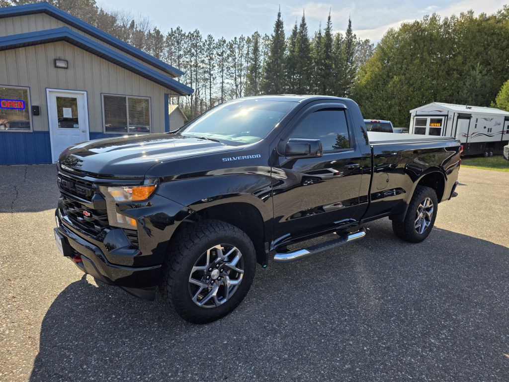 2023 Chevrolet Silverado 1500 Image 2