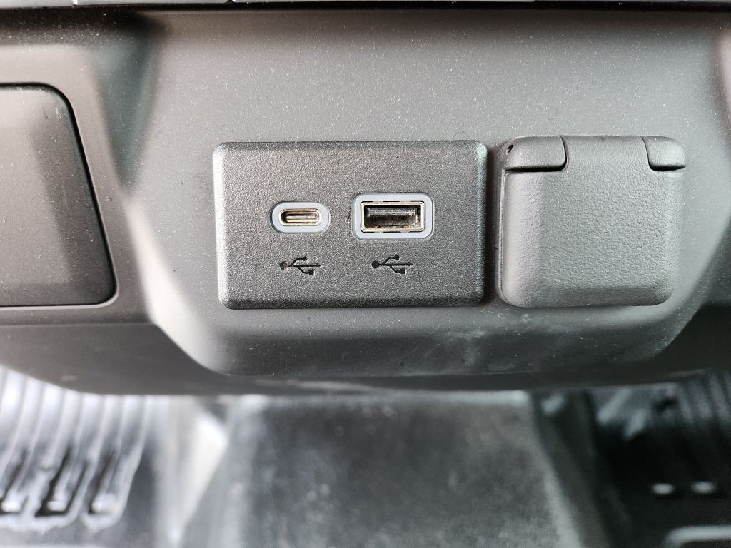 2023 Chevrolet Silverado 1500 Image 16