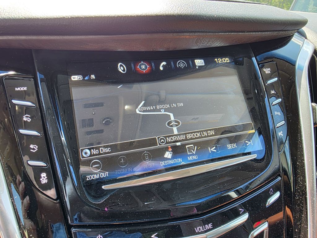 2019 Cadillac Escalade Image 17