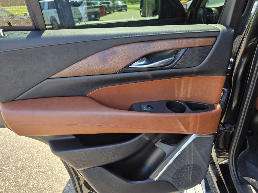 2019 Cadillac Escalade Image 25