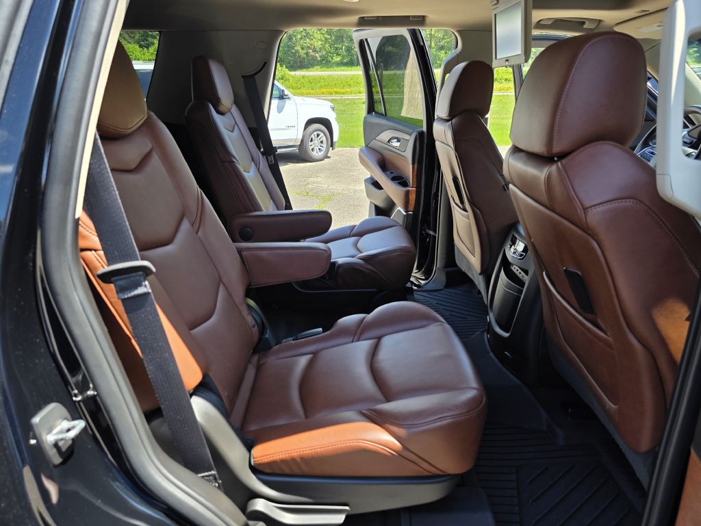 2019 Cadillac Escalade Image 30