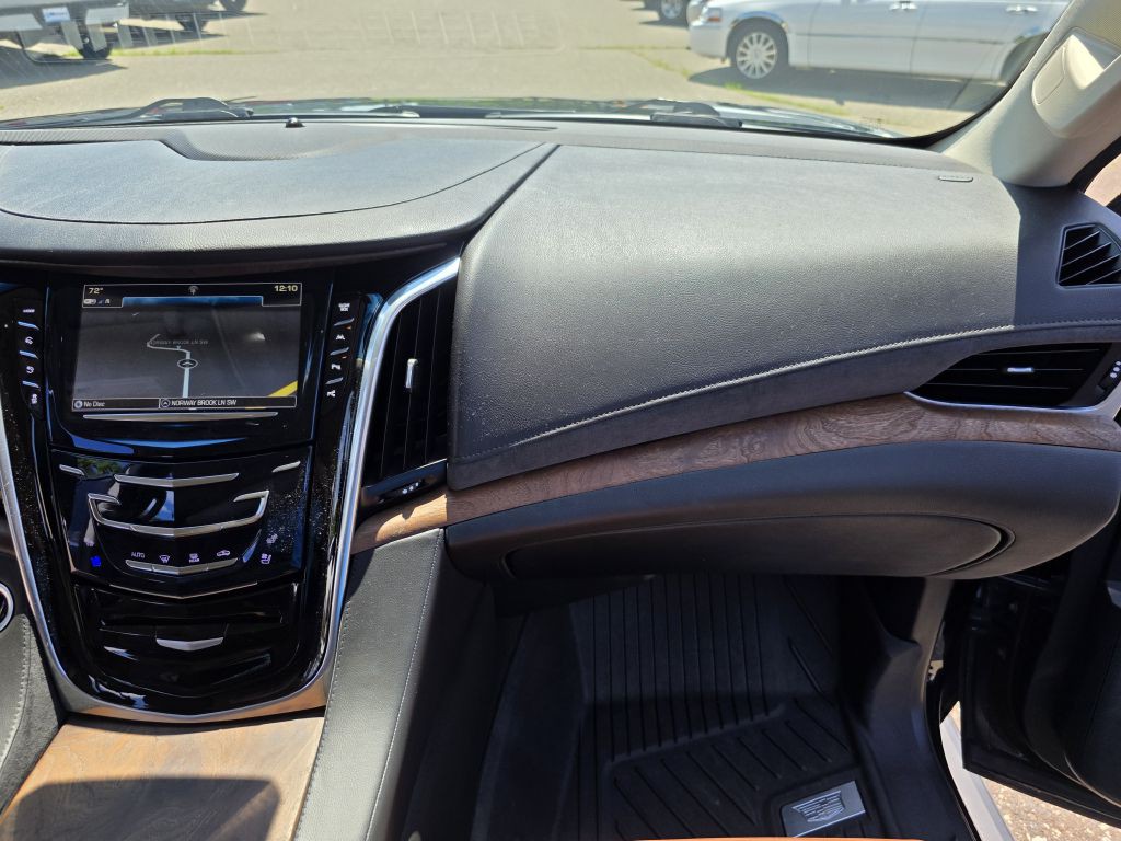 2019 Cadillac Escalade Image 34