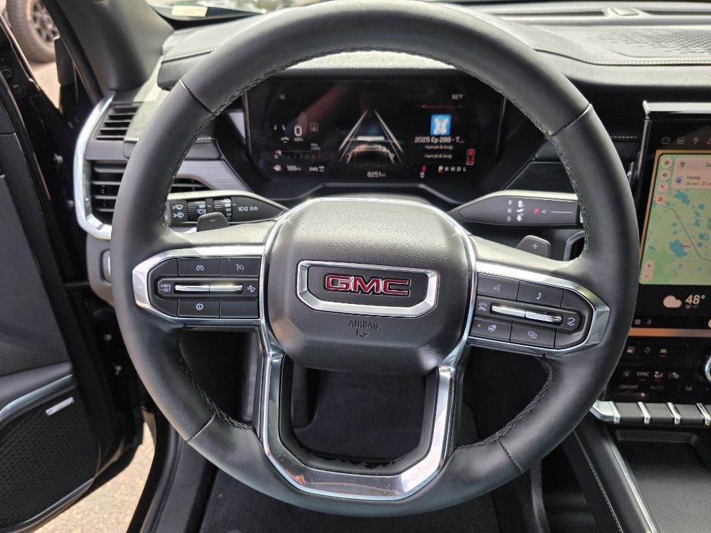 2024 GMC Acadia Image 12