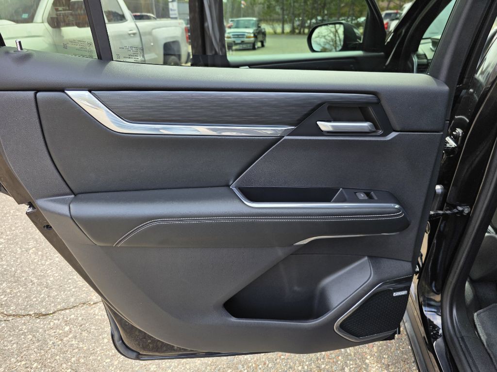 2024 GMC Acadia Image 24