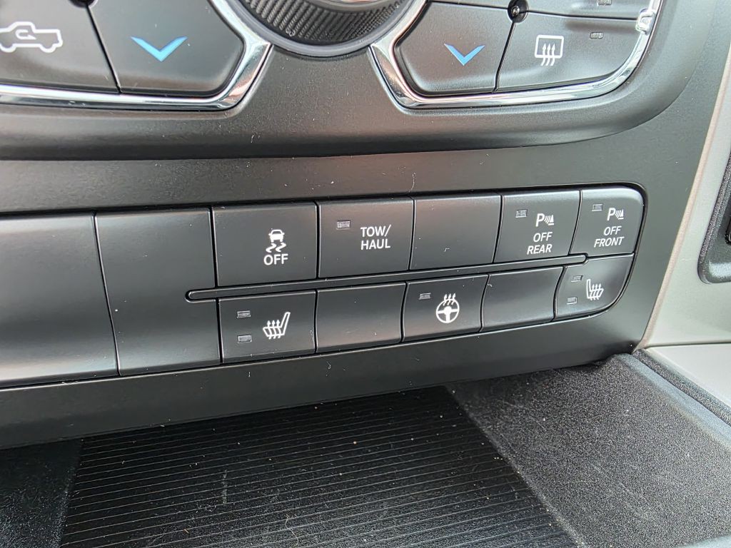 2019 RAM 1500 Image 16