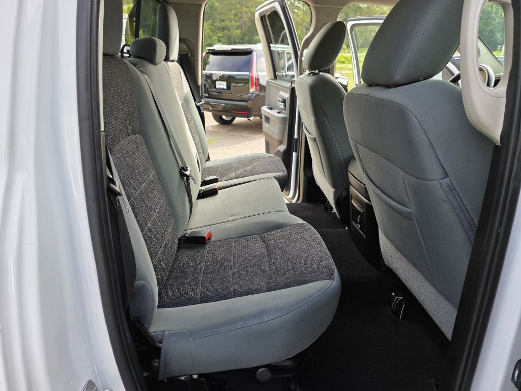 2019 RAM 1500 Image 22