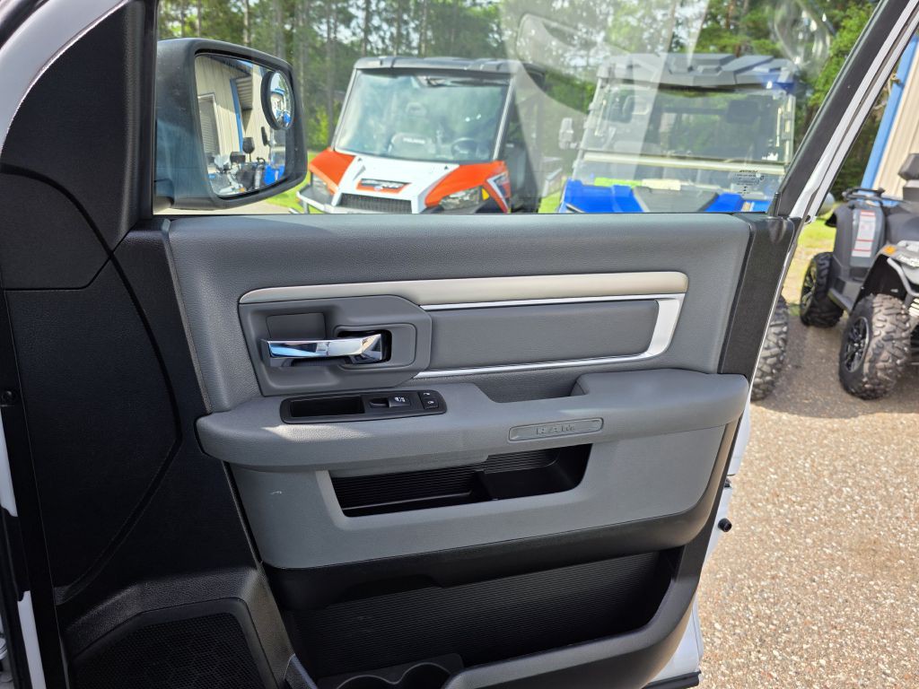 2019 RAM 1500 Image 27