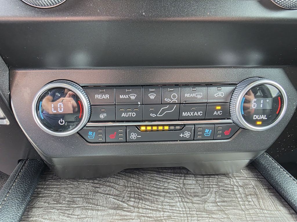 2021 Ford Expedition Image 16