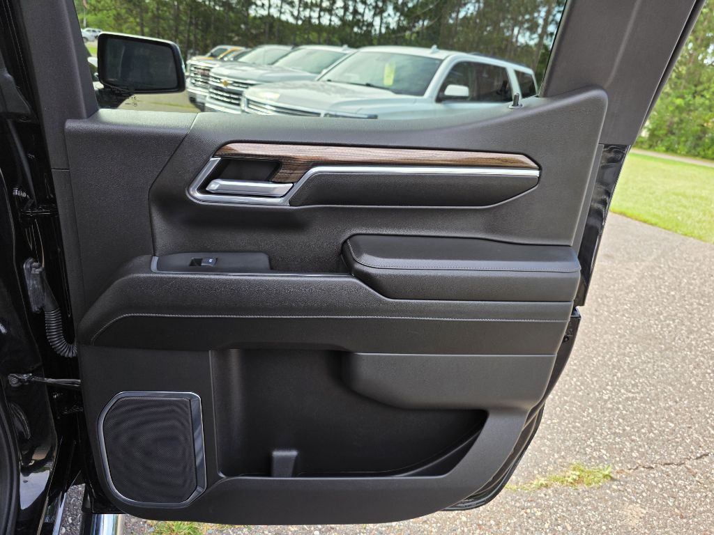 2024 Chevrolet Silverado 1500 Image 25