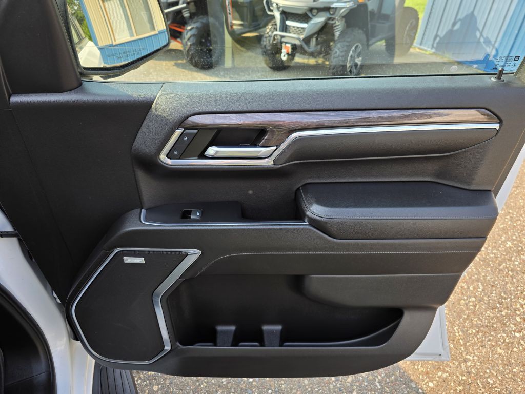 2023 Chevrolet Silverado 1500 Image 32