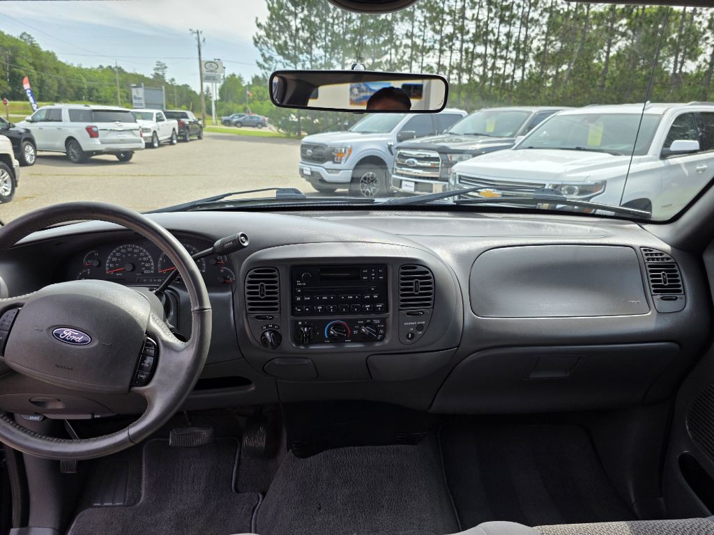 2003 Ford F-150 Image 17