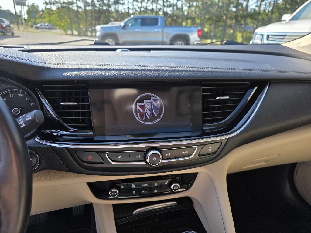 2018 Buick Regal Image 15