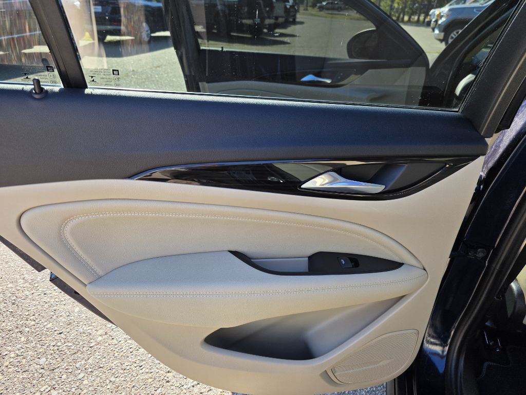 2018 Buick Regal Image 21