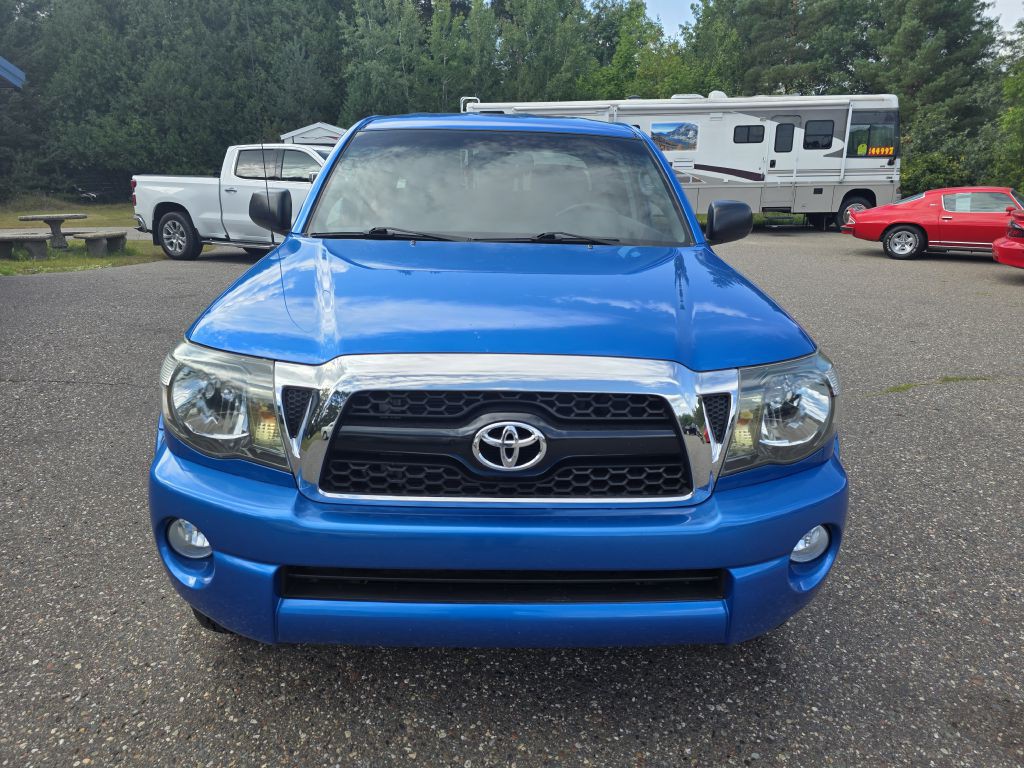 2011 Toyota Tacoma Image 9