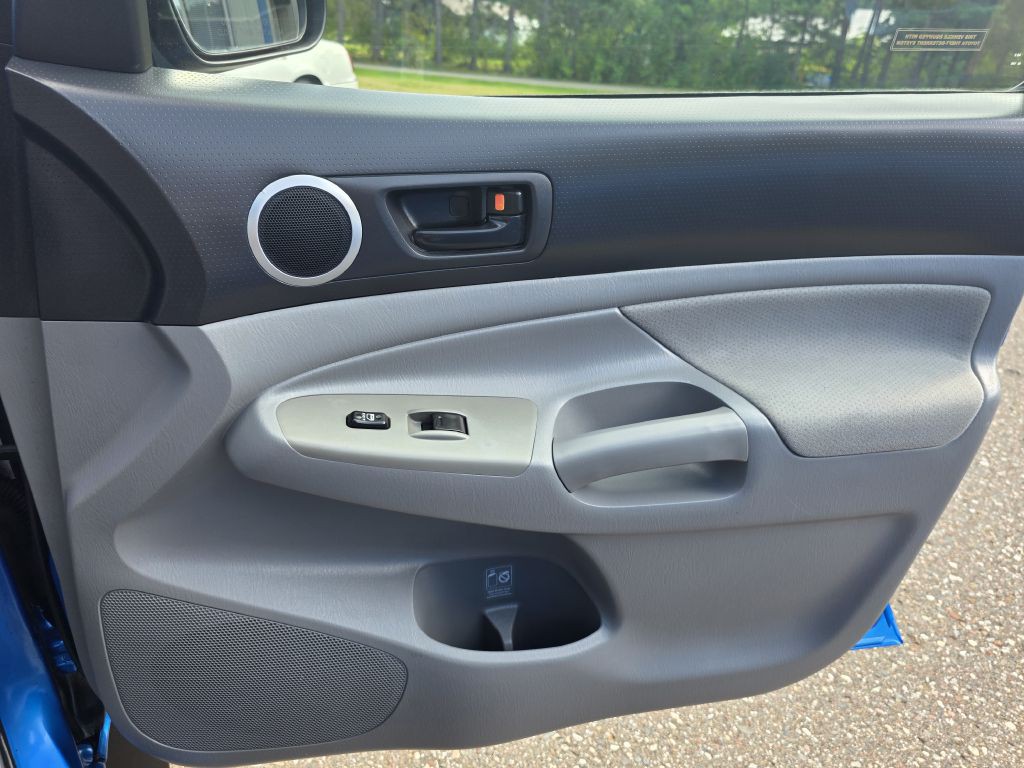 2011 Toyota Tacoma Image 28