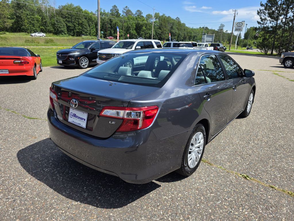 2012 Toyota Camry Image 6