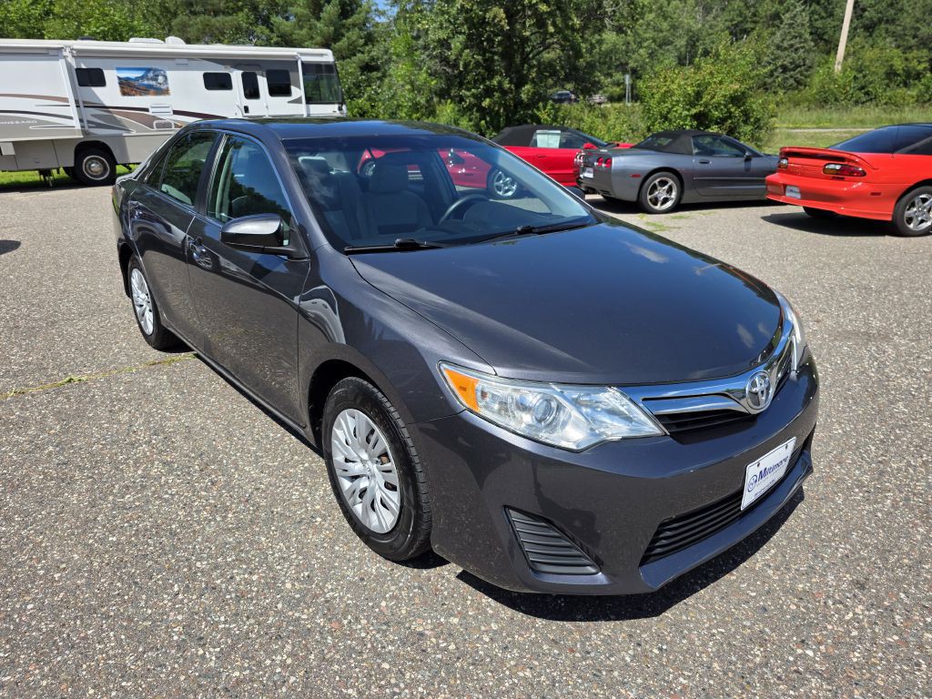 2012 Toyota Camry Image 8