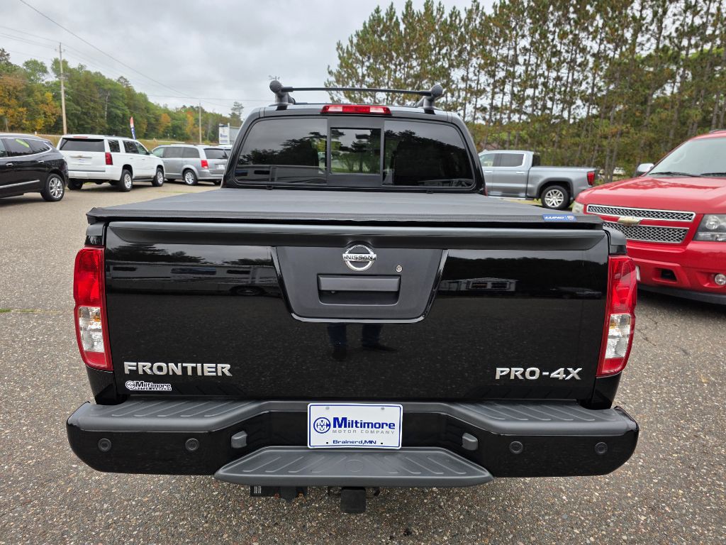 2015 Nissan Frontier Image 5