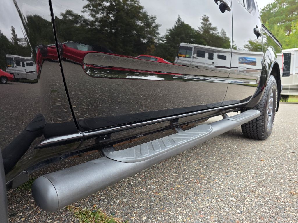 2015 Nissan Frontier Image 10