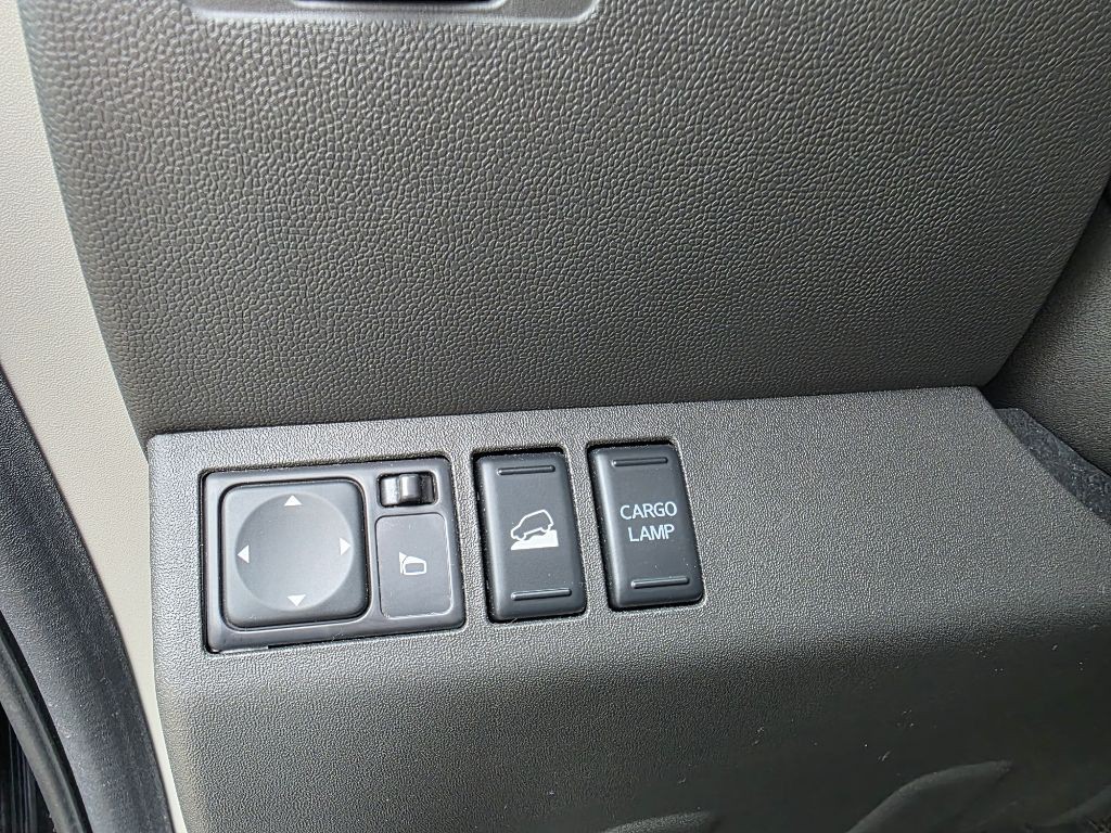 2015 Nissan Frontier Image 22
