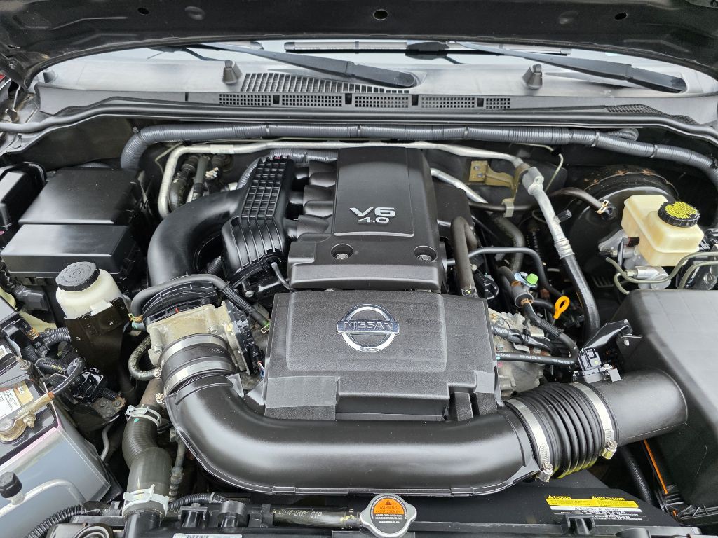 2015 Nissan Frontier Image 36
