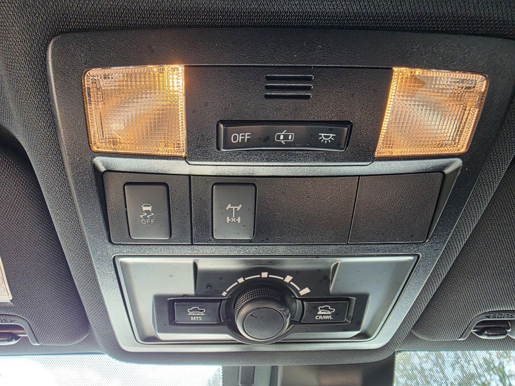 2019 Toyota Tacoma Image 21