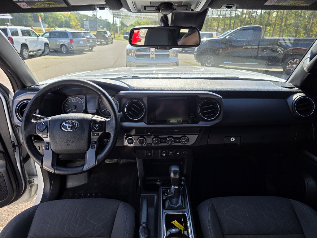 2019 Toyota Tacoma Image 22