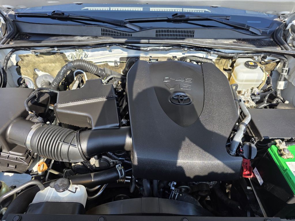 2019 Toyota Tacoma Image 33