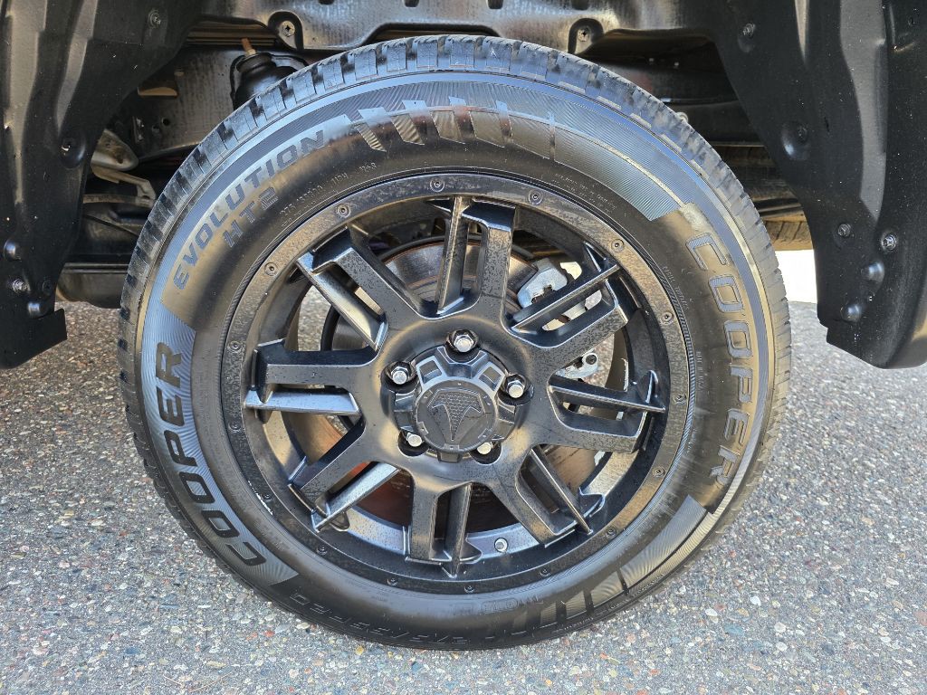 2021 Toyota Tundra Image 10