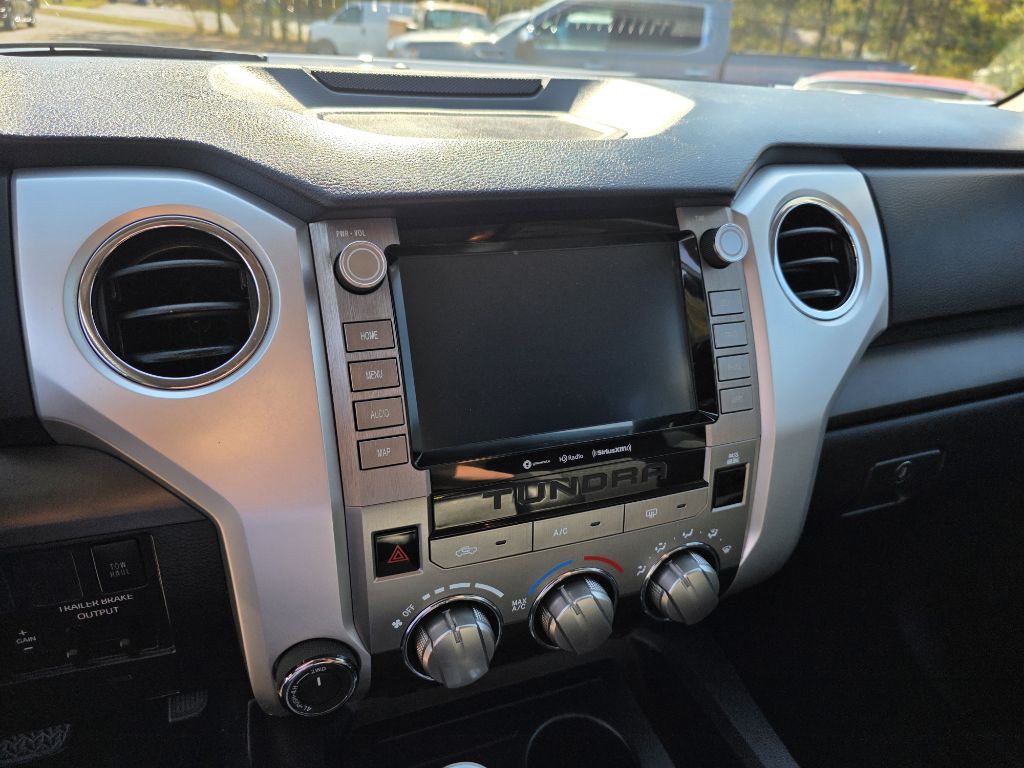 2021 Toyota Tundra Image 15