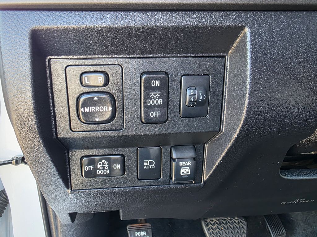 2021 Toyota Tundra Image 19
