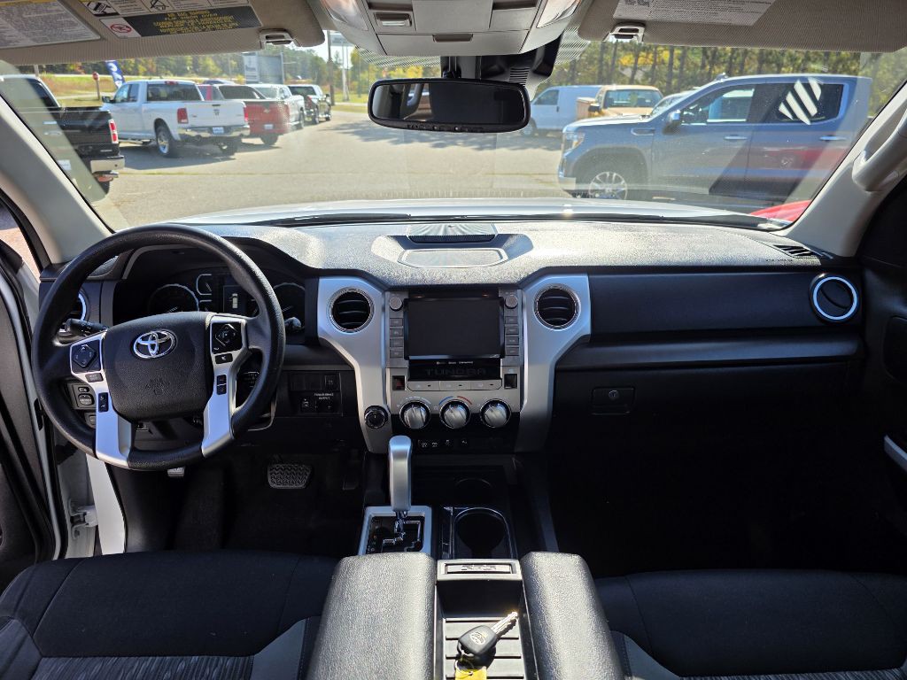 2021 Toyota Tundra Image 20